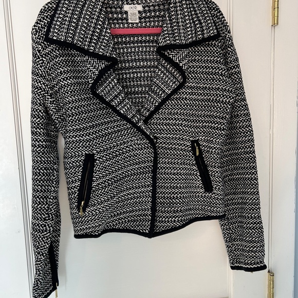 Cache black and white metallic knit tweed blazer w/gold toned zippers Size Large - Picture 2 of 7